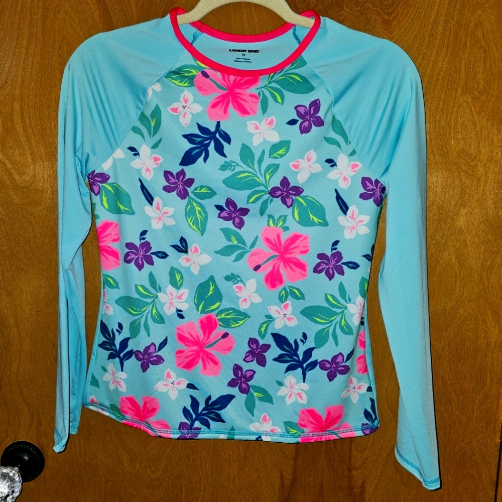 LANDS END Girls 14 Crew Neck Long Sleeve Rash Guard UPF 50 Swim Tee